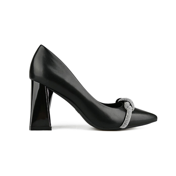 Pantofi elegante de damă