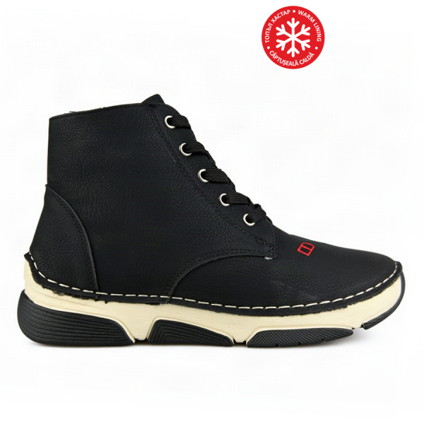 lady's boots synthetic leather black