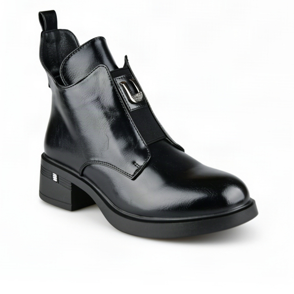 lady's boots synthetic leather black