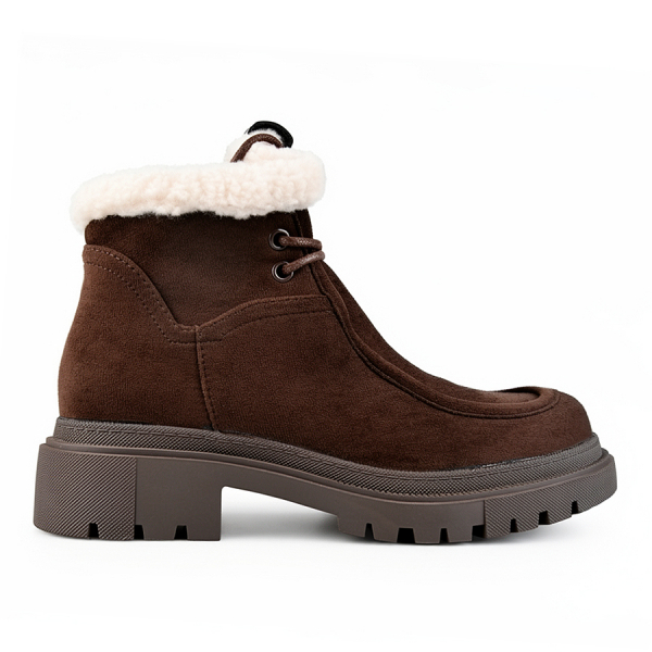 lady's boots textiles brown
